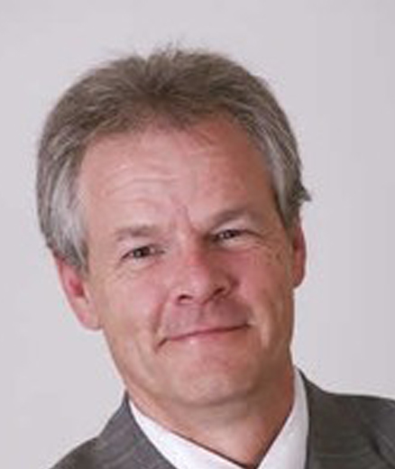 Paul Macuga*